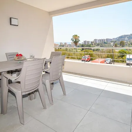 Amazing In Ajaccio With Wifi And 1 Bedrooms *