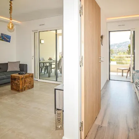Amazing In Ajaccio With Wifi And 1 Bedrooms Apartment *