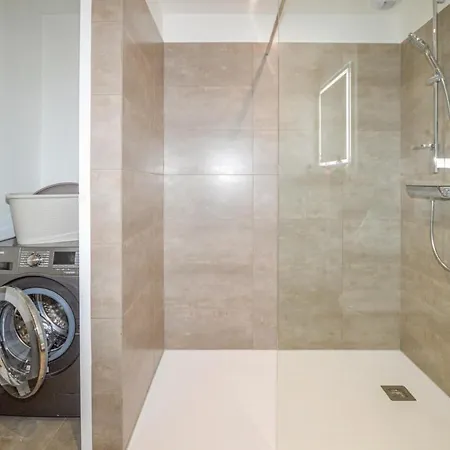 Amazing In Ajaccio With Wifi And 1 Bedrooms Apartment *